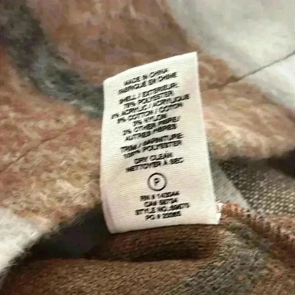 Avec Les Filles NWT Cognac Plaid Oversized Shacket Neutral Brown Button Down S - Picture 9 of 9